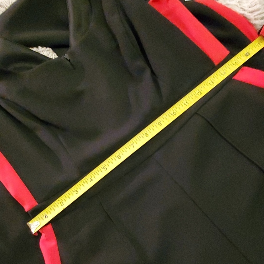 Donna Morgan jumpsuit Size 10, New With Tags! - Picture 3 of 8